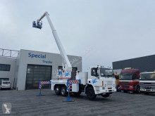 Camion nacelle DAF 240