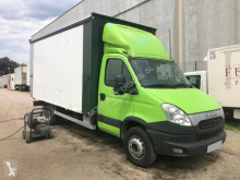Camión tautliner (lonas correderas) Iveco Daily 70C17