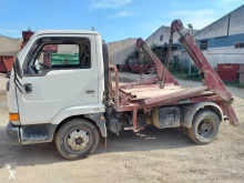 Грузовик Nissan Cabstar TL 110.45 бункеровоз б/у