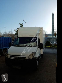 Camion Iveco Daily 35C15 fourgon occasion