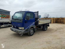 Camion Nissan Cabstar 35.13 tri-benne occasion