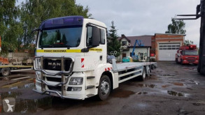 Camion dépannage MAN