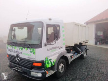Camion polybenne Mercedes Atego 818