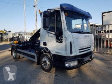 Iveco ML100E17 Gancho portacontenedor usado