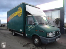 Camion fourgon déménagement Iveco Daily 35