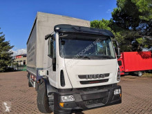 Iveco ponyvával felszerelt plató teherautó Eurocargo ML 190 EL 32 P