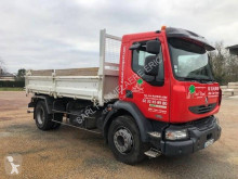 Camion tri-benne Renault Midlum 220 DCI