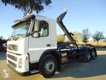 Camião poli-basculante Volvo