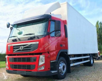 Camión furgón caja polyfond Volvo FM 330