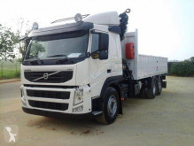 Camion plateau Volvo