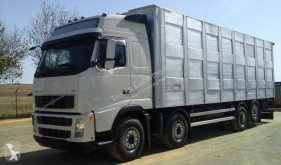 Camião transporte de animais Volvo