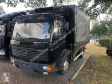 Tautliner truck Mercedes-Benz 811