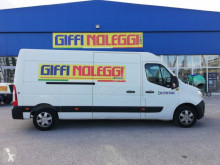 Fourgon utilitaire Nissan