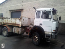 Camion benne Iveco Unic