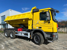 Mercedes hátra és egy oldalra billenő kocsi teherautó Actros 2641