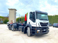 Kamión hákový nosič kontajnerov Iveco Stralis IVECO 260 E 45 SCARRABILE cambio nuovo
