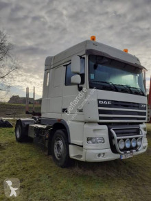 Tracteur DAF XF105 460