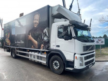 Грузовик холодильник монотемпературный Volvo FM 330