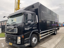 Грузовик фургон Volvo FM 300