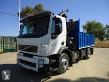 Camión caja abierta Volvo