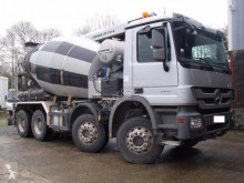 Camion béton Mercedes