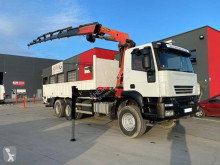 Kamión Iveco Trakker AD 260 T 33 B valník bočnice ojazdený