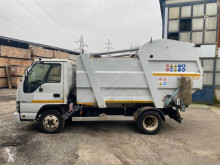 Isuzu P75 camion benne à ordures ménagères occasion