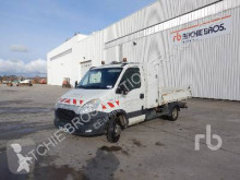 Camion benne Iveco 35C13