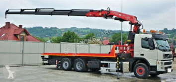 Kamión náves na prepravu strojov Volvo FM