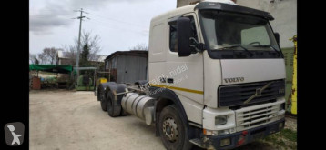 Camion châssis Volvo FH12 420