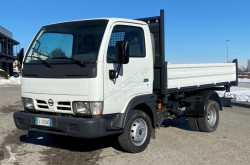 Nissan Cabstar utilitaire benne tri-benne occasion