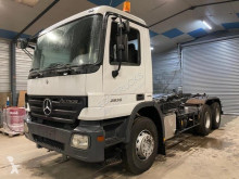 Camion polybenne Mercedes Actros 2536