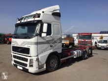 Lastbil Volvo FH12 420 chassis brugt