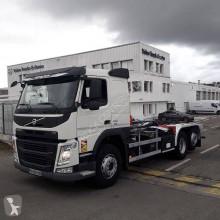 Volvo hook lift truck FM 460
