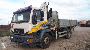 Camion tri-benne MAN 14.284