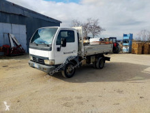 Camion benne Nissan Cabstar E 120