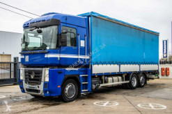 Camión furgón transporte de bebidas Renault Magnum 460