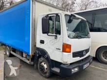 Vrachtwagen Nissan Atleon 80.19 tweedehands Schuifzeilen