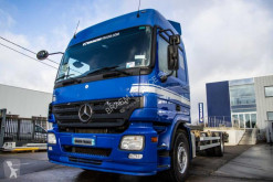 Camion fourgon brasseur Mercedes Actros 1836