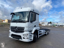 Camión chasis Mercedes Actros 2536 L