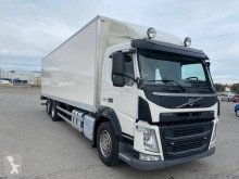 Camión furgón caja polyfond Volvo FM 330