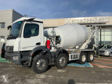 Teherautó Mercedes Arocs 3240 új betonkeverő beton