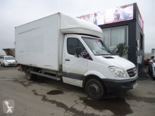 Mercedes moving box truck Sprinter