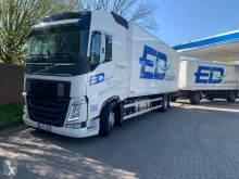 Kamion s návěsem dodávka Volvo FH VOLVO 500 FH KOFFER LBW MIT DUCHL ANHÄNGER