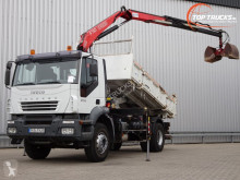 Camion benă Iveco Trakker