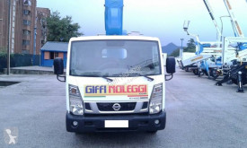 Camion Nissan nacelle télescopique occasion