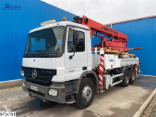 Vrachtwagen Mercedes Actros 2636 tweedehands beton betonpomp