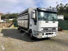 Camion bétaillère bovins Iveco Eurocargo 100 E 21 DP tector