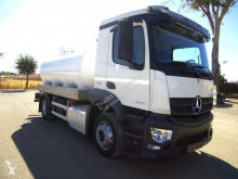 Kamión cisterna Mercedes Antos 1840