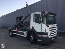 Camión Gancho portacontenedor Scania P 340